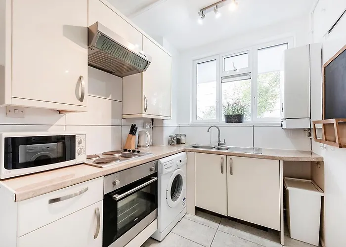 Cs Apartments Bayswater